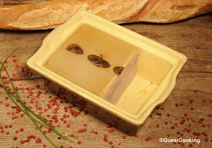 TERRINE DE FÊTE POUR LES GOURMETS ECONOMES TERRINE DE FÊTE POUR LES GOURMETS ECONOMES